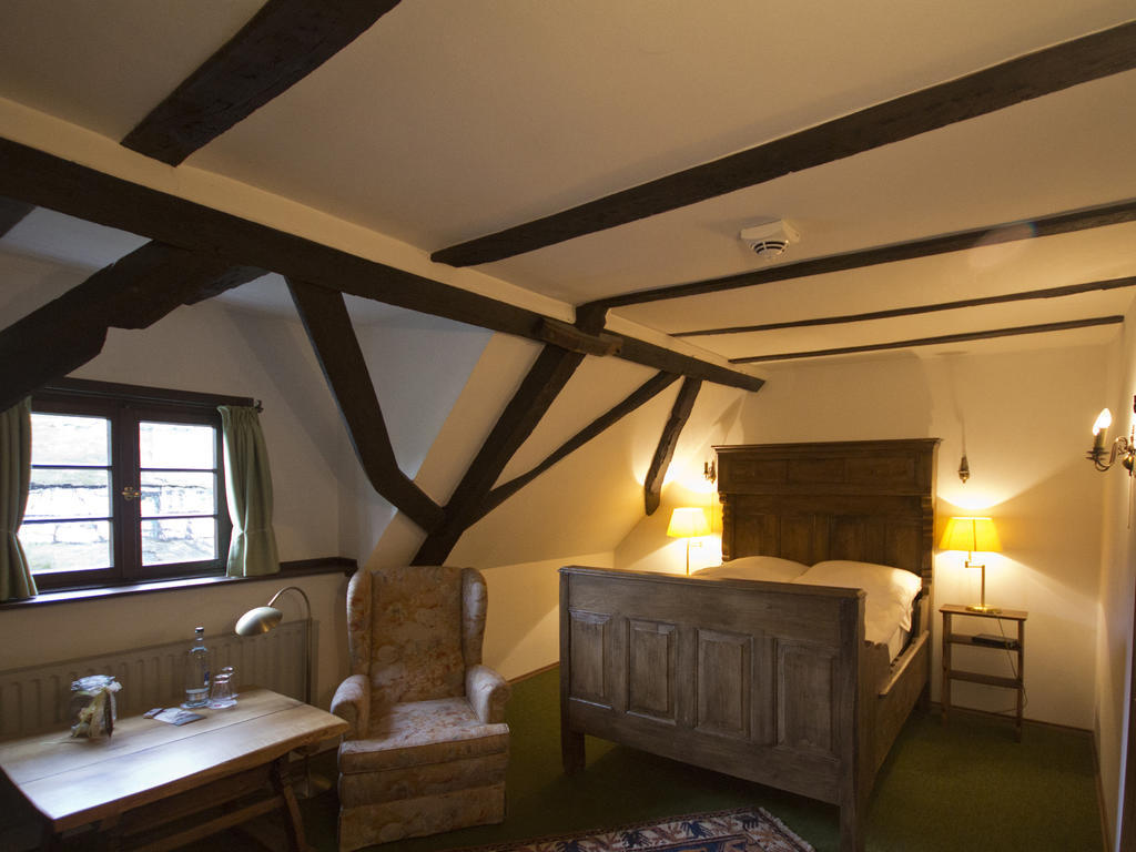 Kürten Hotel & Restaurant Gut Hungenbach الغرفة الصورة