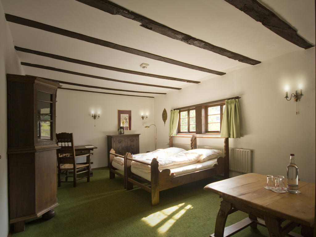 Kürten Hotel & Restaurant Gut Hungenbach الغرفة الصورة